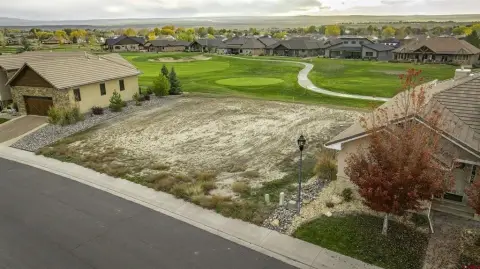 Golf Course Lot in Montrose