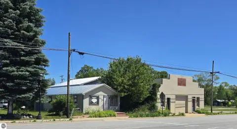 Flexible Industrial and Office Building