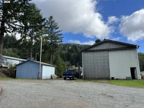 Commercial Land with Shop