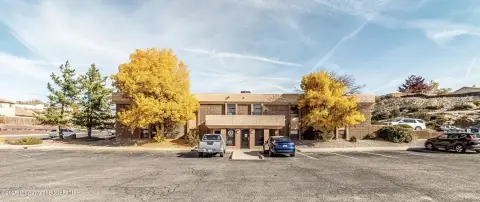 Retail Shopping Center with Multiple Leases