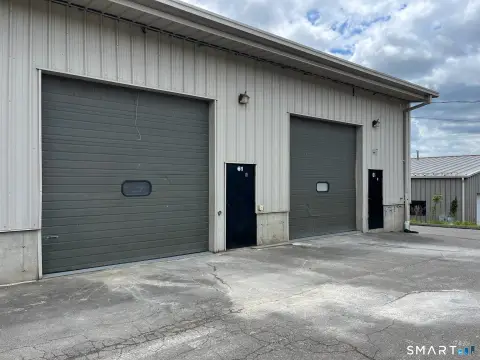 Hamden Warehouse Space For Rent