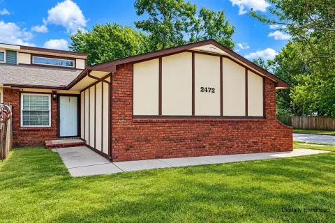 Ranch-Style Duplex
