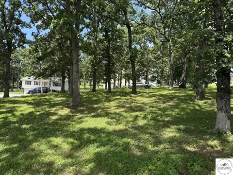 Vacant Lot Near Lake Ozarks