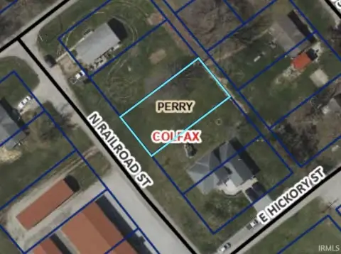 Residential Land in Colfax, IN