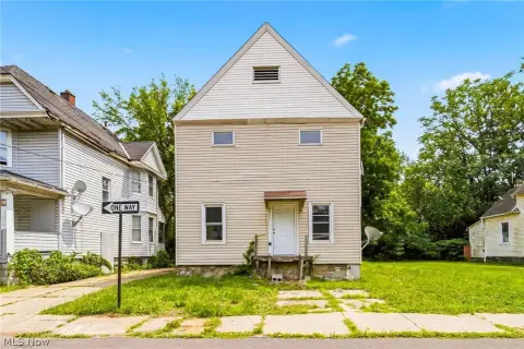 Four-Bedroom Duplex with Vinyl Siding