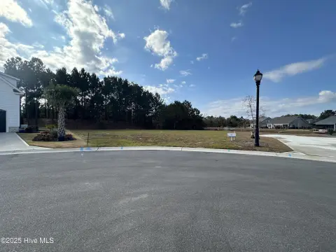 Leland, NC Homesite in Compass Pointe