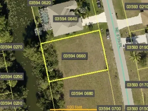 Waterfront Lot in Cape Coral