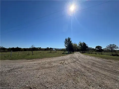 Cattle Ranch with Metal Workshop