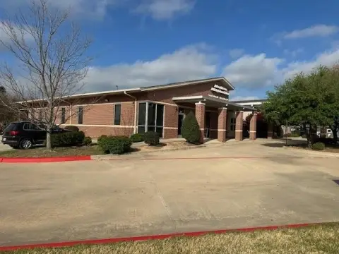 Paris, TX Commercial Office Space