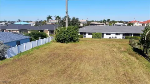 Duplex-Zoned Vacant Lot Opportunity