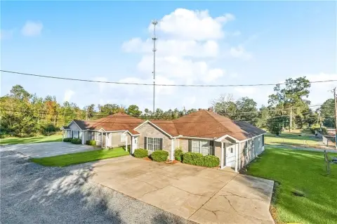 8-Unit Duplex Apartment Property