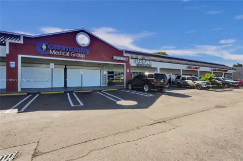 Established Pharmacy in Miami Plaza