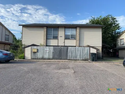 Two-Story Quadplex