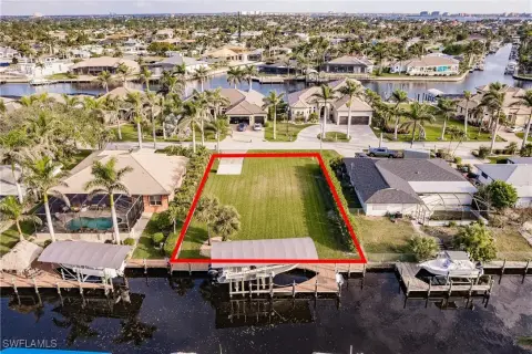 Waterfront Land in Cape Coral