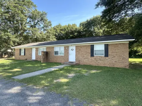 12-Unit Brick Apartment Property