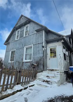 Spacious Two-Unit Home in Rochester