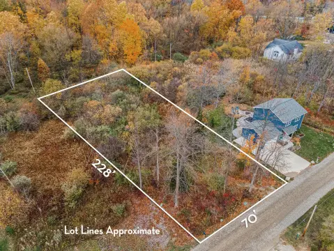 South Haven Lot Near Beach