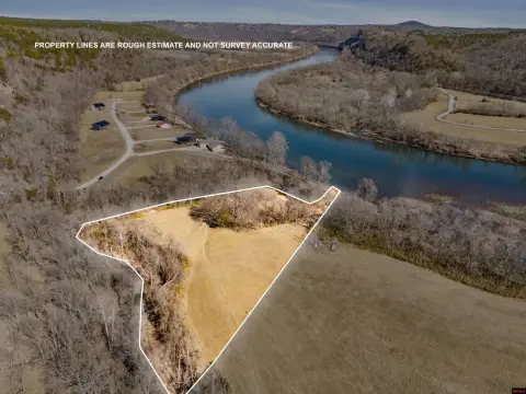 Unrestricted Land by White River