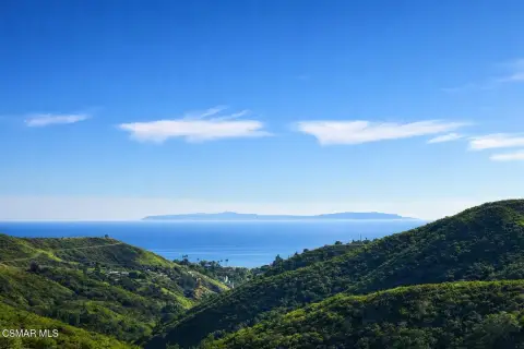 Secluded Malibu Hills Land Parcel