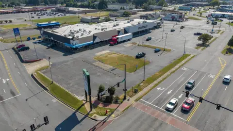 C-2 Corner Storefront Lot