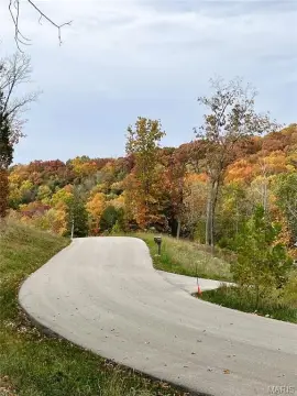 Residential Land in Red Oaks