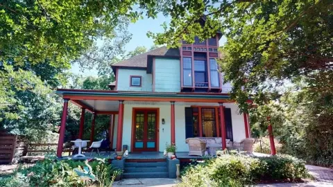 Victorian Mixed-Use Property