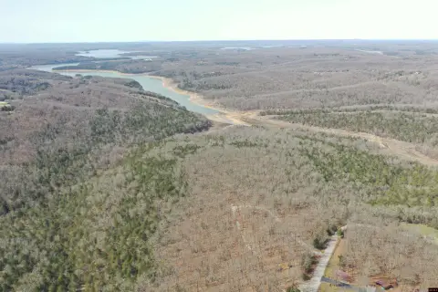Lakefront Acreage in Mountain Home