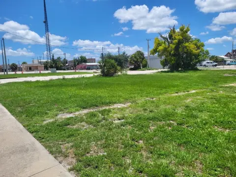 Corner Commercial Land Parcel