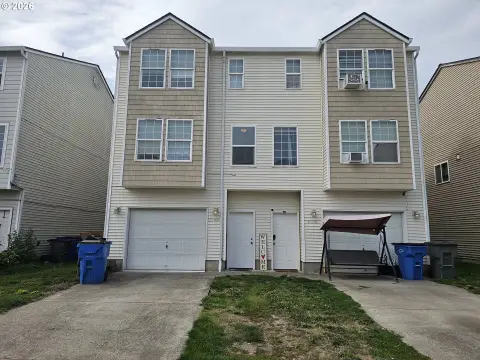 Duplex with Oversized Garages