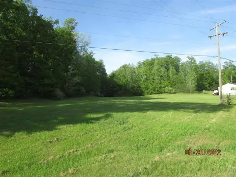 Commercial Land Parcel with No Buildings