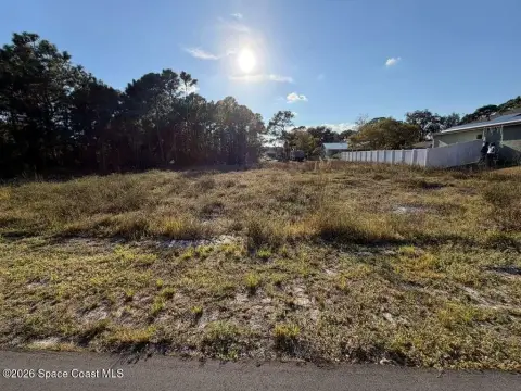 Residential Lot in Palm Bay