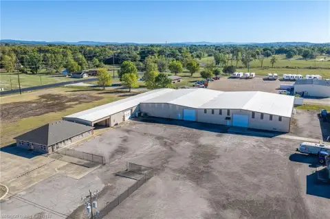 Industrial Warehouse with Fenced Yard