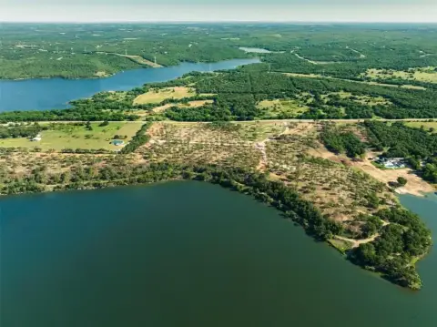 Lakefront Land Near Bowie, Texas