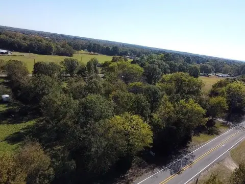 Unrestricted Land in Golden, TX