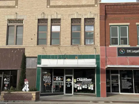 Downtown Retail Building with Office Space