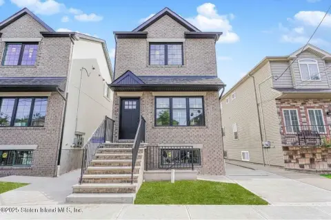 New Two-Family Home in Travis