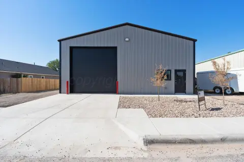 Flex Space with Fenced Yard