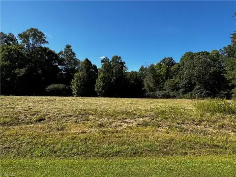 Secluded Land Near Walnut Cove