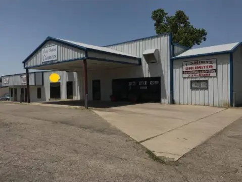 Multi-Use Commercial Building