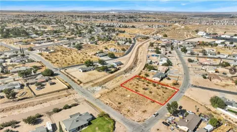 Residential Land in Victorville, CA