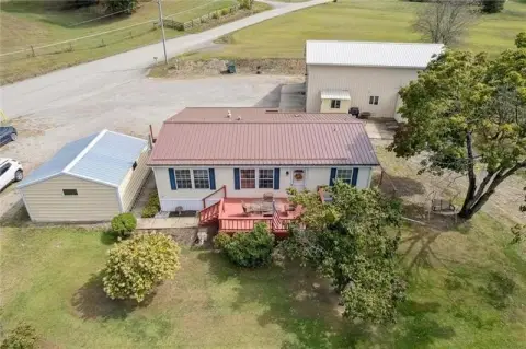 Versatile Property with High Visibility