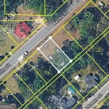 Residential Land in Waycross, GA
