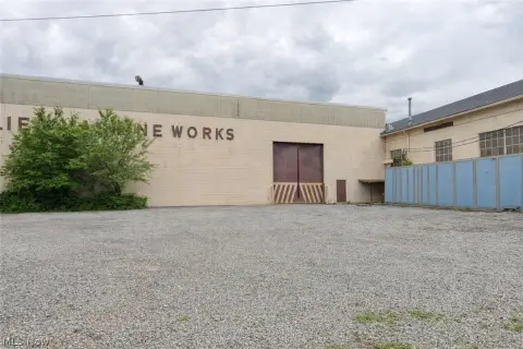 Two-Building Flex Property