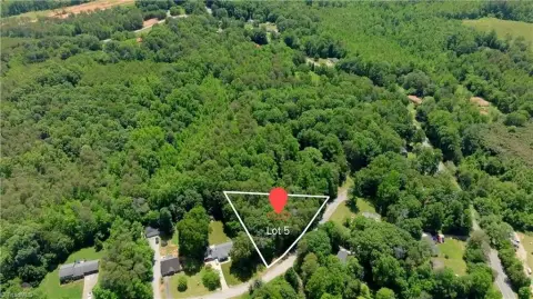 Unrestricted Lot in Rural Hall