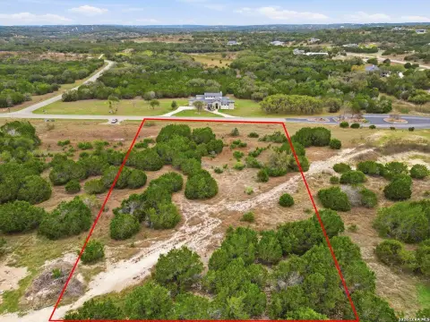 Hill Country Homesite in Canyon Lake