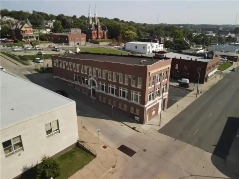 Three-Story Flex Building