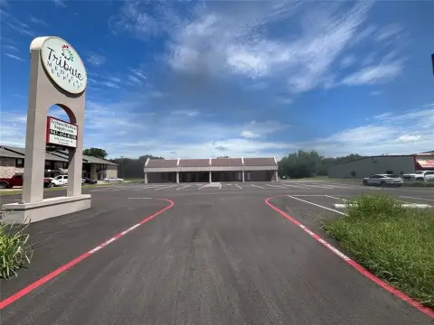 High-Visibility Office/Retail Space Available