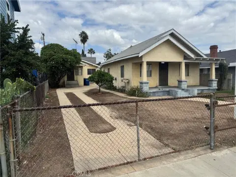 Duplex With Detached Garage