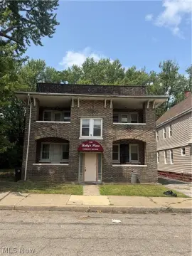 4-Unit Multifamily Property