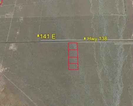 34.6 Acres on Pearblossom Highway